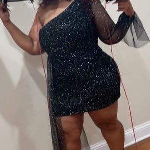 Plus sparkly dress🤍